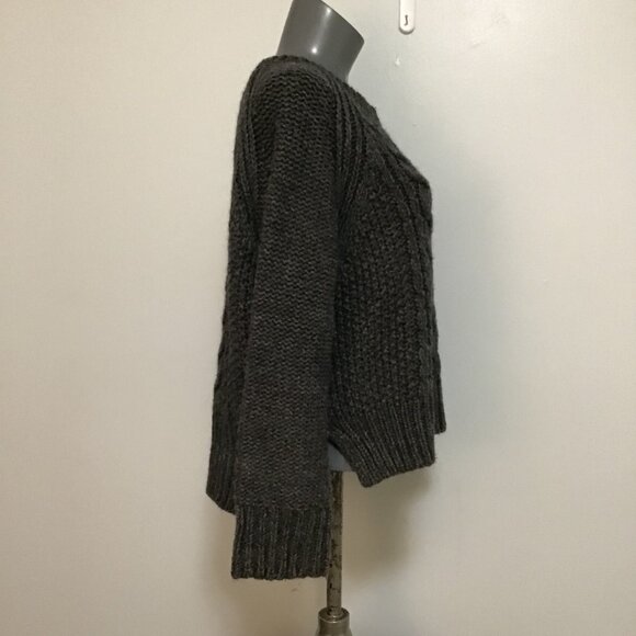 Roots Chunky Crew Neck Cable Knit Sweater  Size XL - Picture 6 of 11